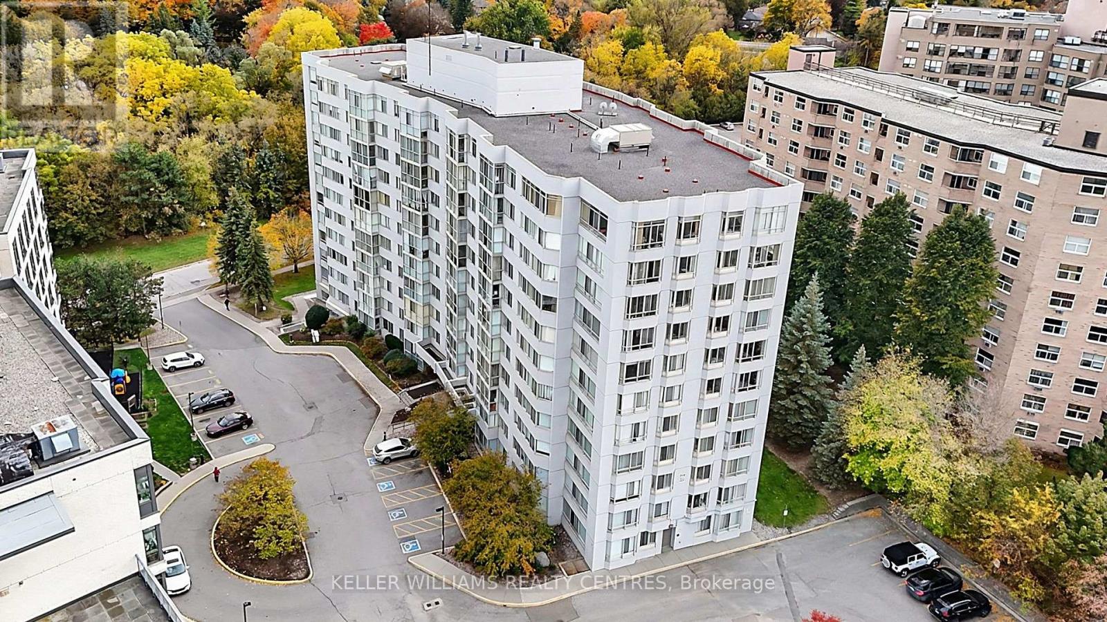 408- 270 Davis Drive, Newmarket, ON photo 32