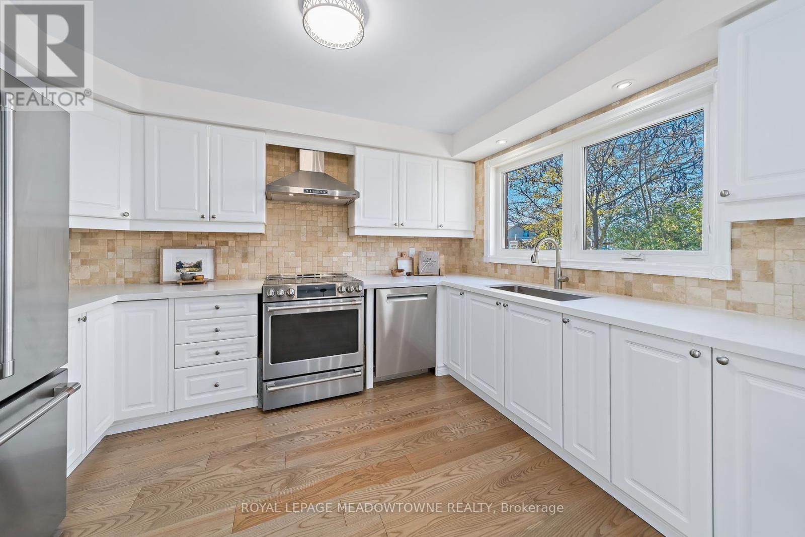 82 Eaton Street, Halton Hills, ON photo 19