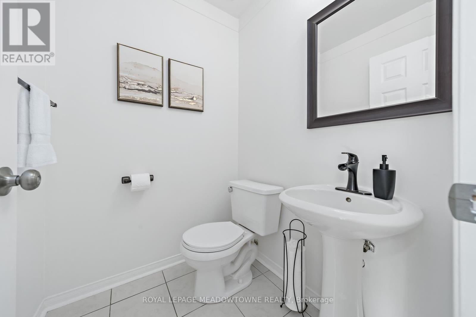 82 Eaton Street, Halton Hills, ON photo 24