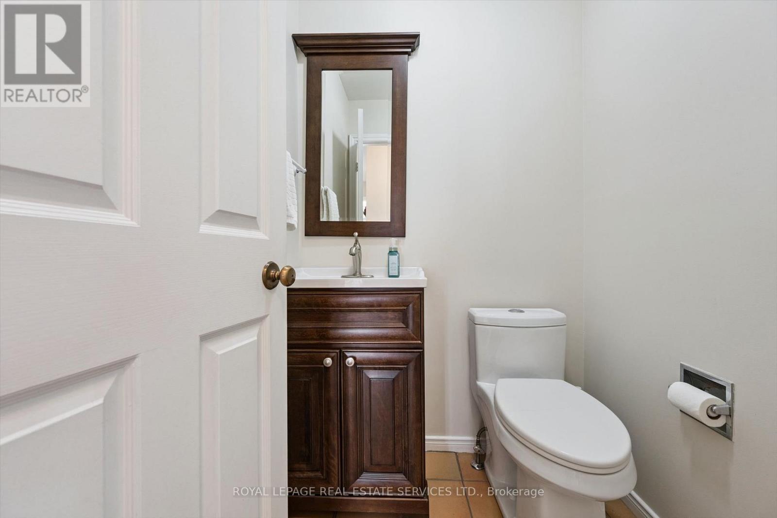200 ALL SAINTS CRESCENT - 20