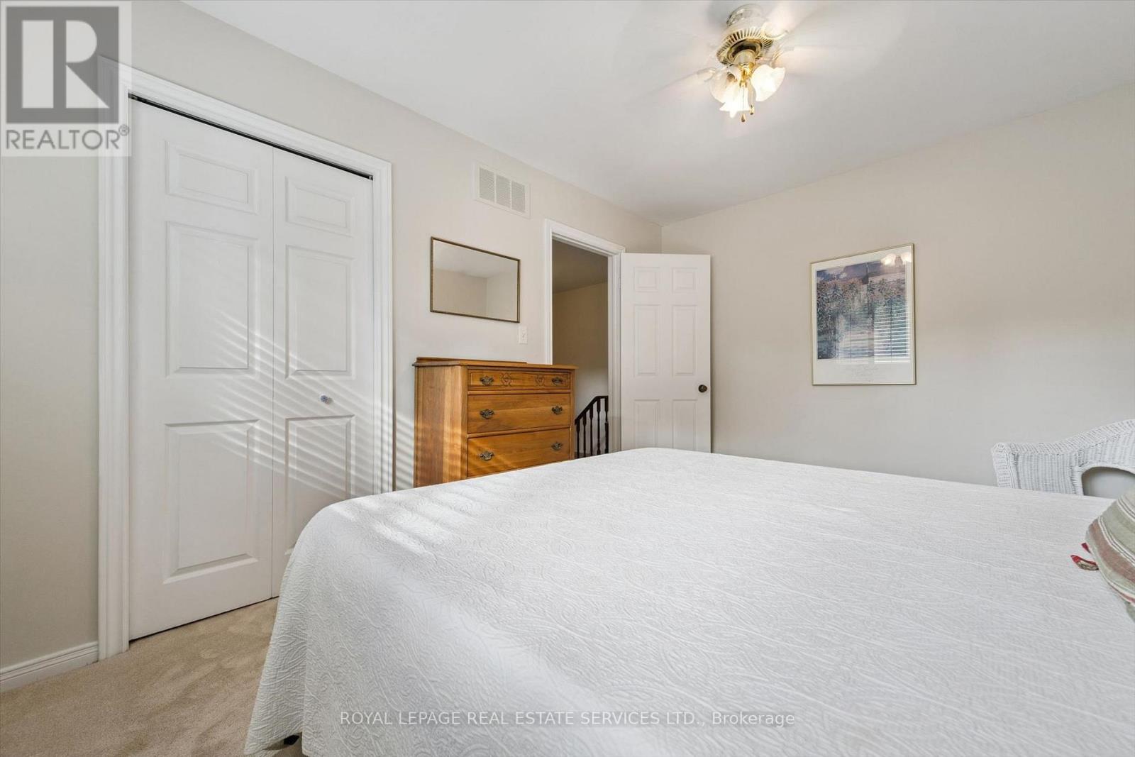 200 All Saints Crescent, Oakville, ON photo 31