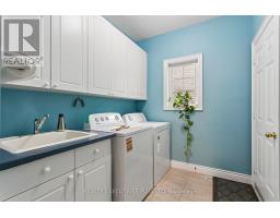 2547 Morrison Avenue, Mississauga, ON L5C3J6 Photo 19