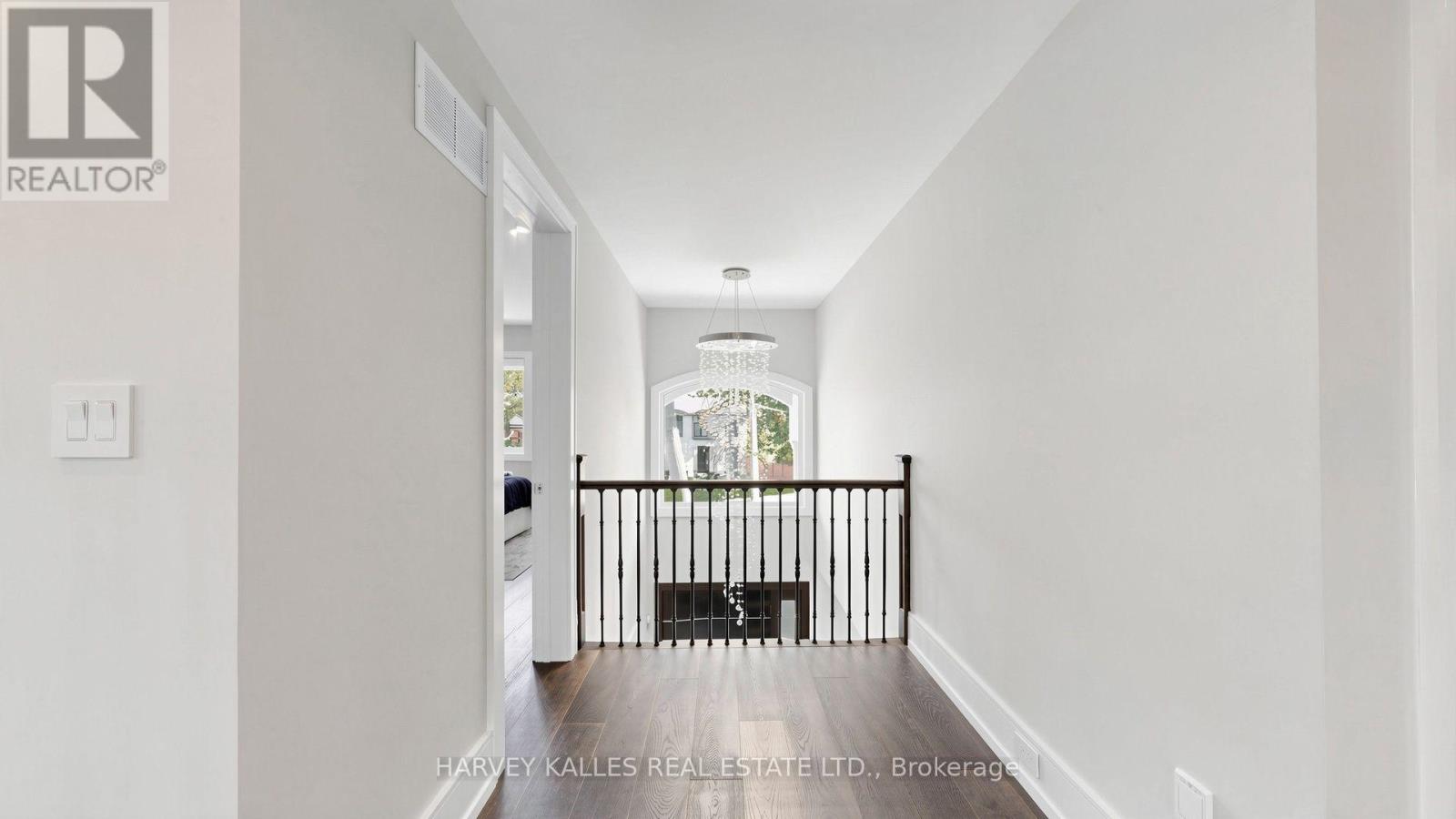 529 Pineland Avenue, Oakville, ON photo 38