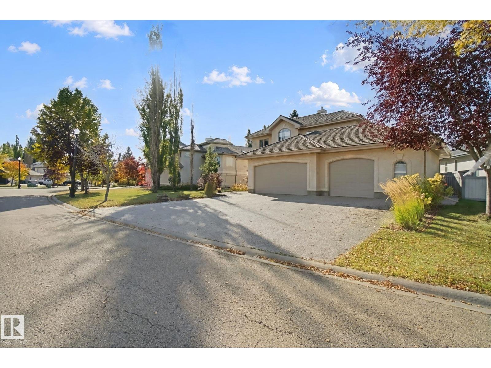 45 LEONARD DR photo 3
