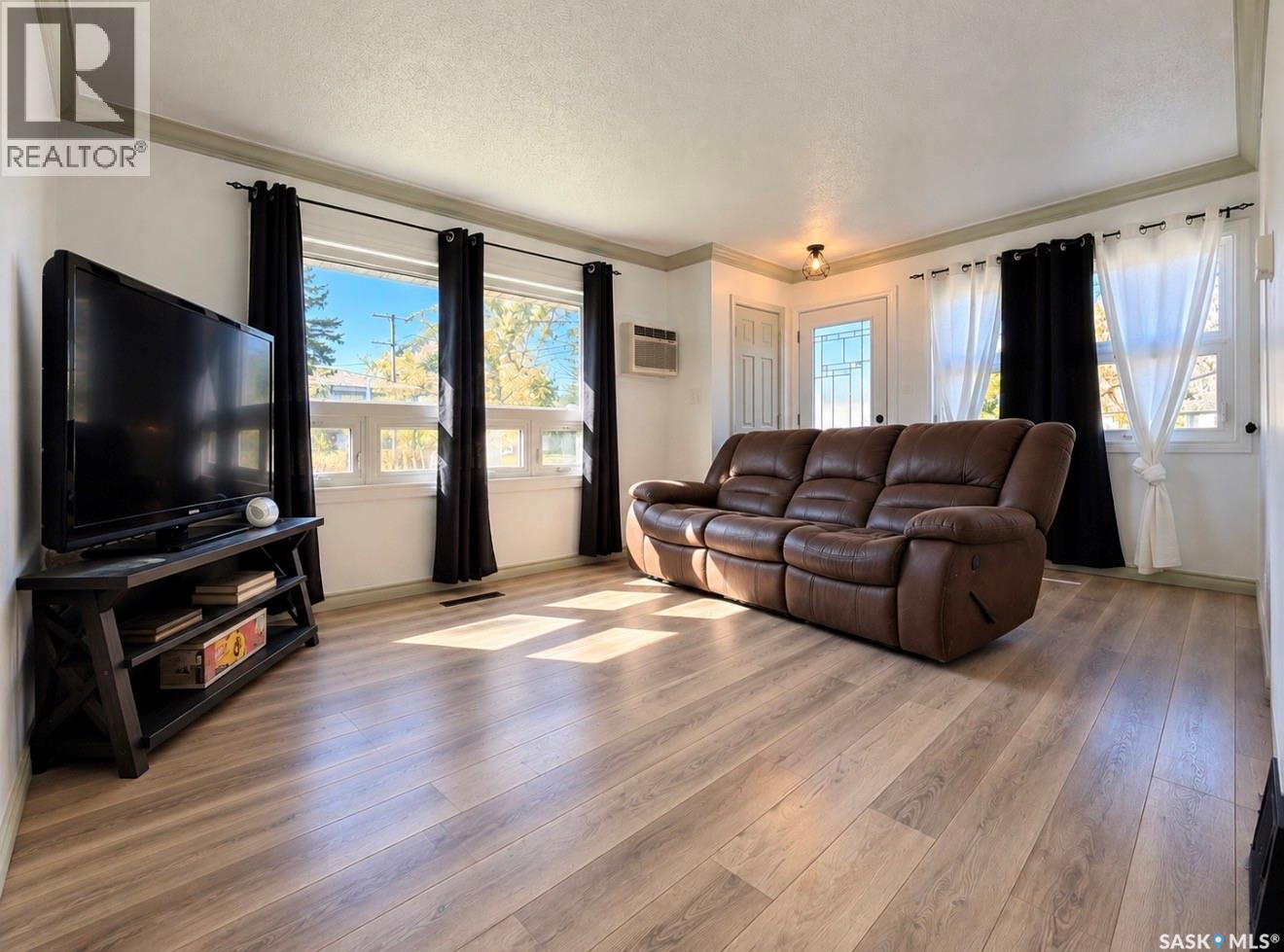 40 King STREET W, Yorkton — photo 9