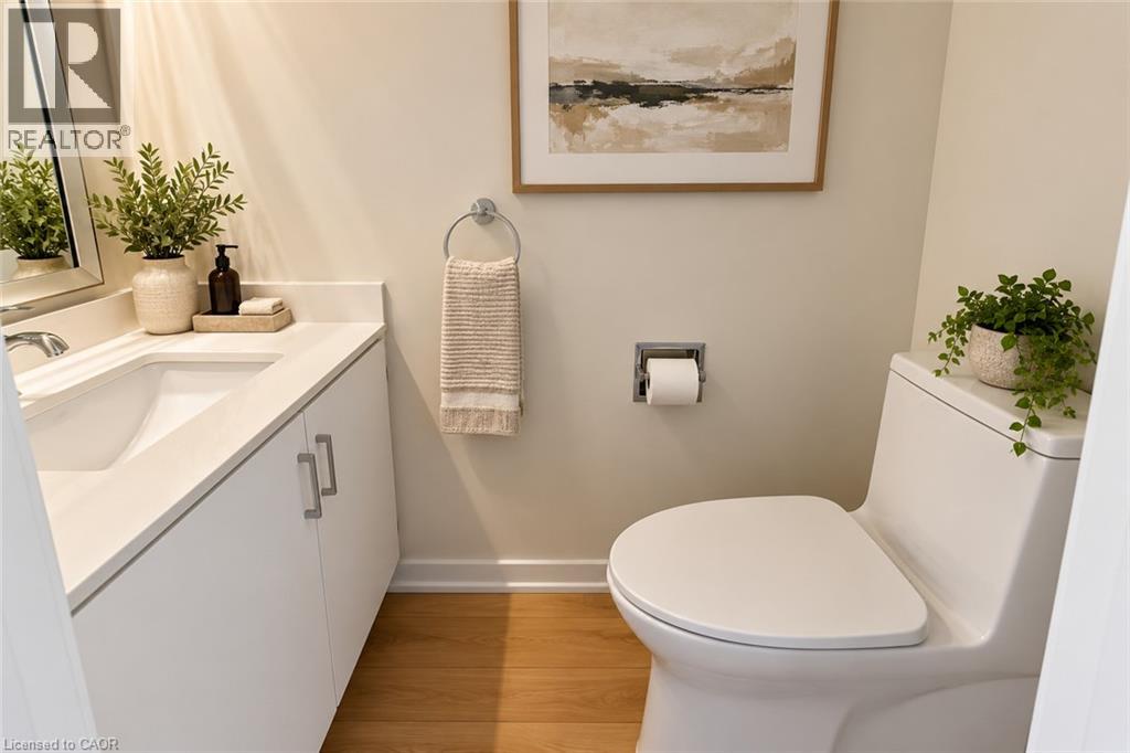 #7 1455 GARTH Street - 5