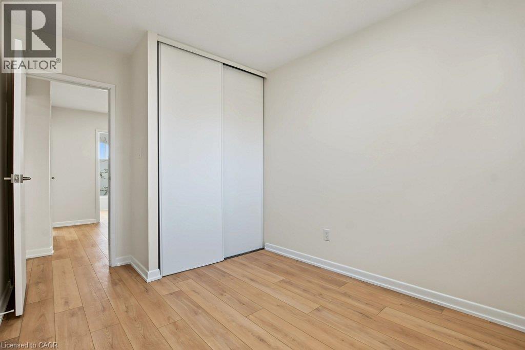 #7 1455 GARTH Street - 32