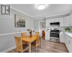 Laundry room - 8 Blue Spruce Court, Kitchener, ON N2N1L1 Photo 11