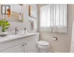 8 Blue Spruce Court, Kitchener, ON N2N1L1 Photo 24