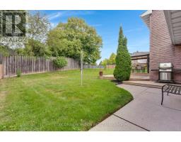 8 Blue Spruce Court, Kitchener, ON N2N1L1 Photo 36