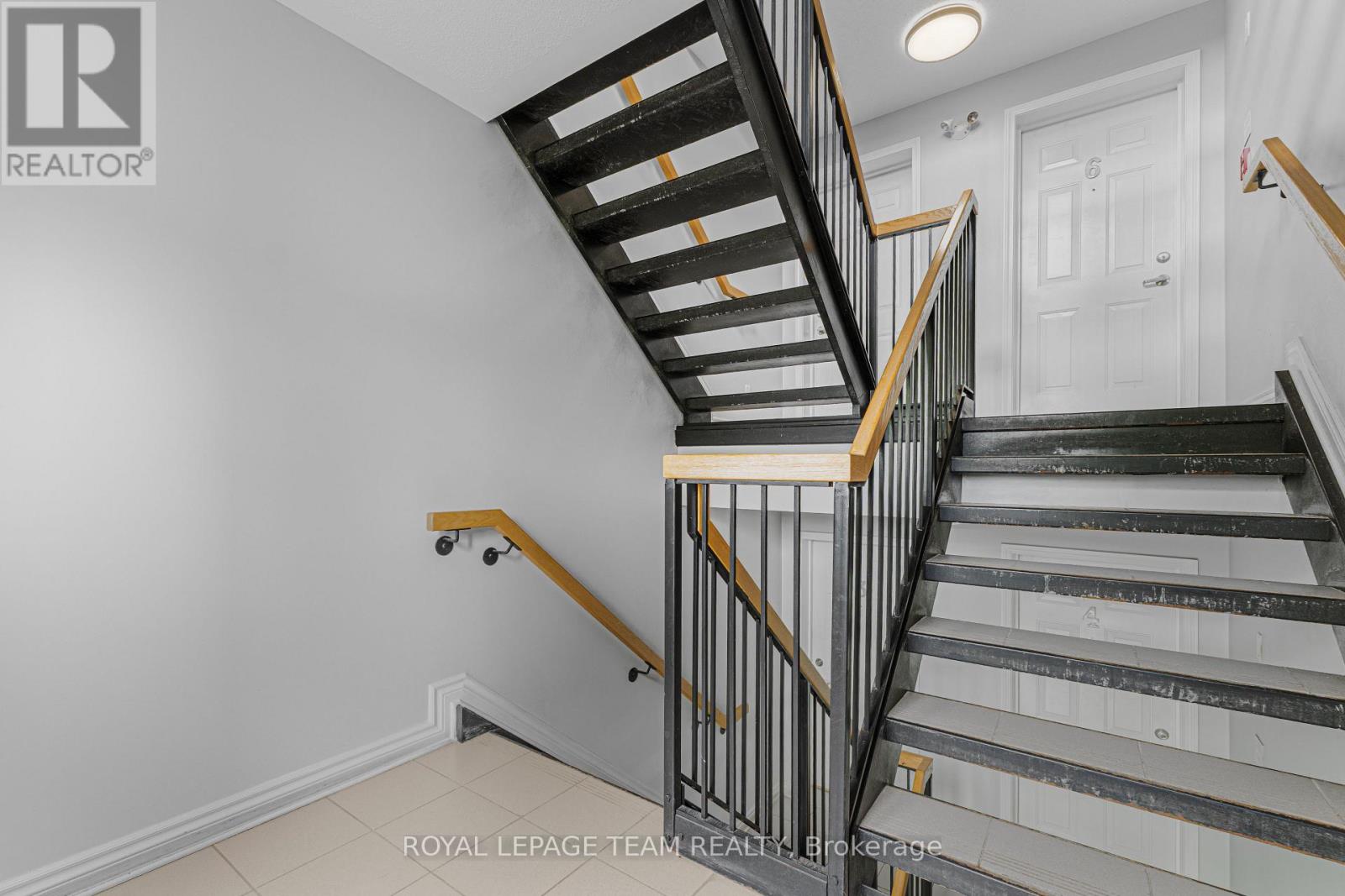 6 - 313 CRESTHAVEN DRIVE, Ottawa, ON, photo 2