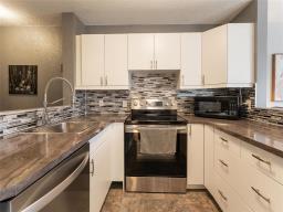 C 204 Goulet Street, Winnipeg, MB R2N0G5 Photo 14