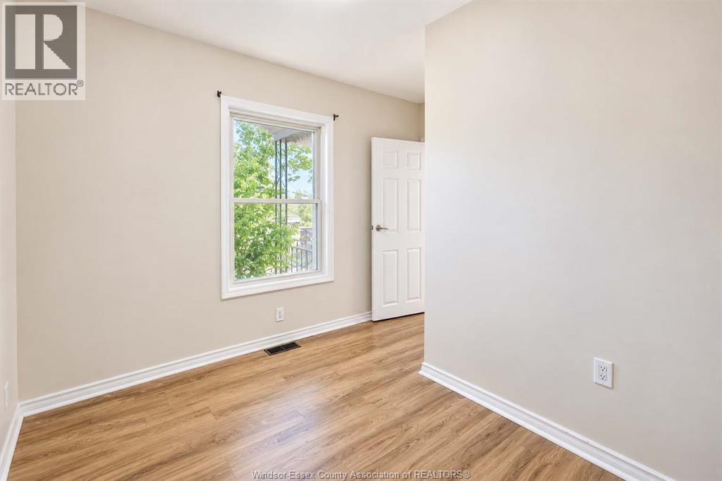 359 MCEWAN AVENUE, Windsor — photo 10