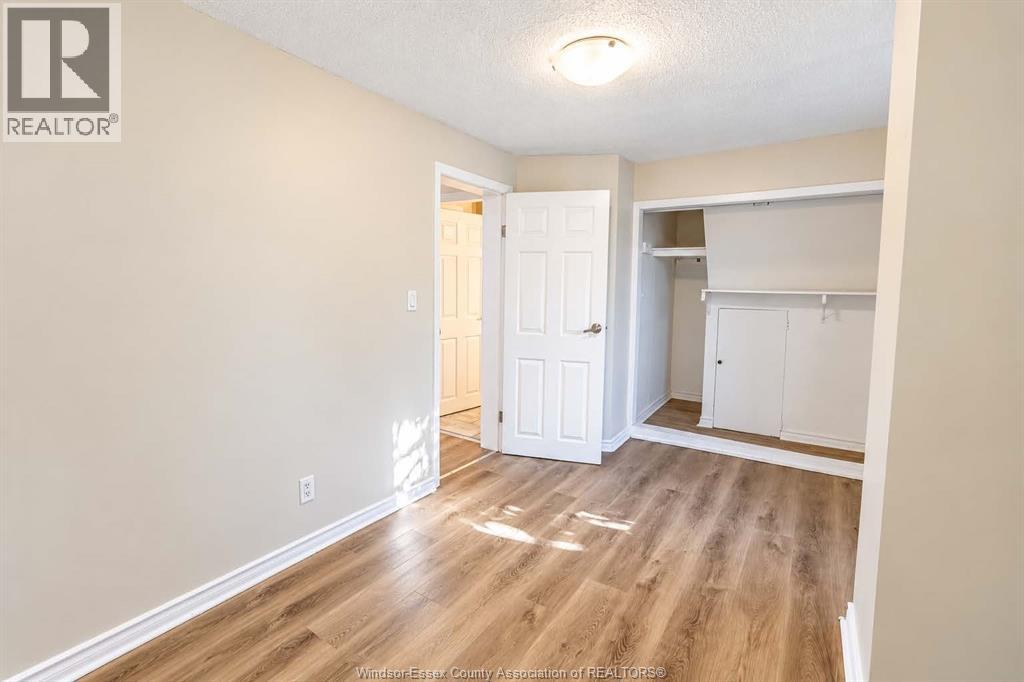 359 MCEWAN AVENUE, Windsor — photo 5