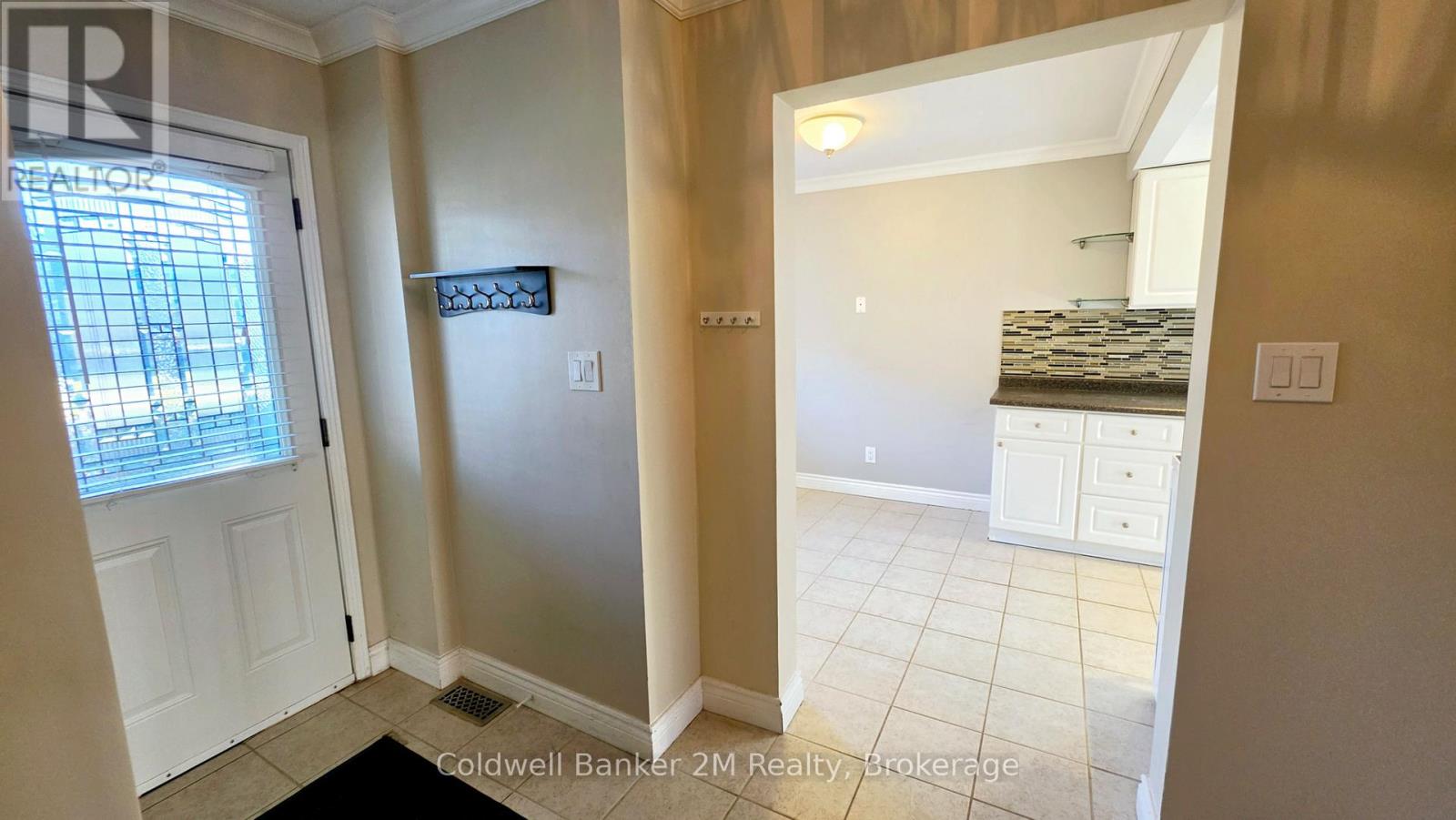 852 Attersley Drive, Oshawa, ON photo 4
