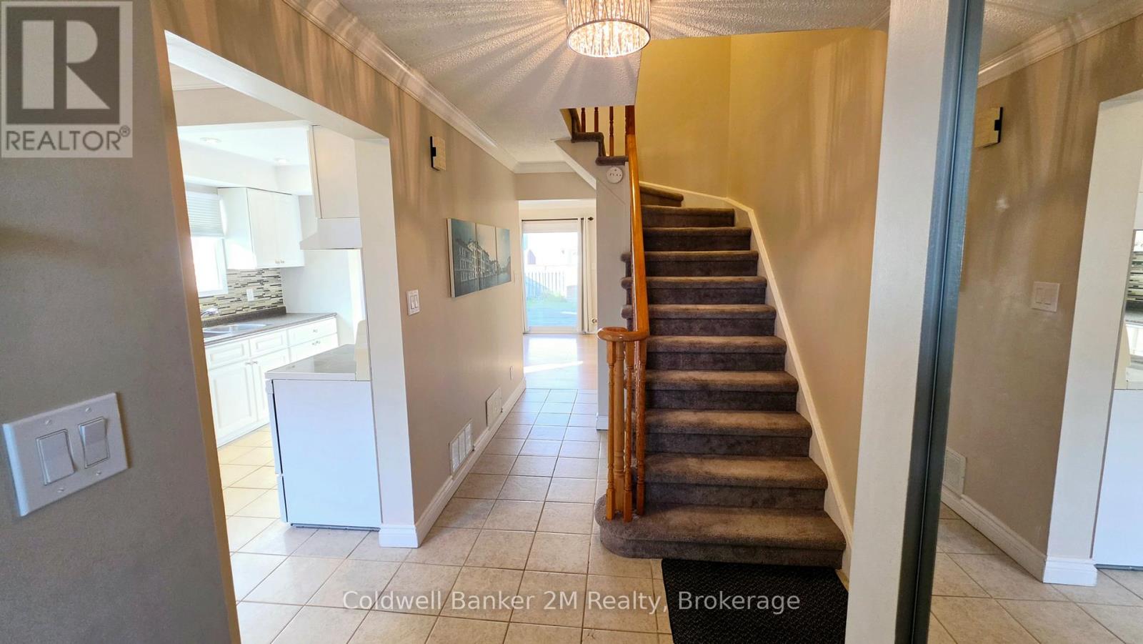 852 Attersley Drive, Oshawa, ON photo 5