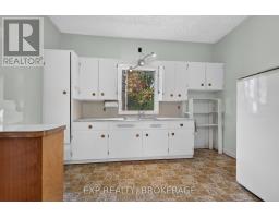 41 Cross Street, Frontenac Islands, ON K0H2Y0 Photo 18