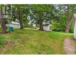 Primary Bedroom - 41 Cross Street, Frontenac Islands, ON K0H2Y0 Photo 6