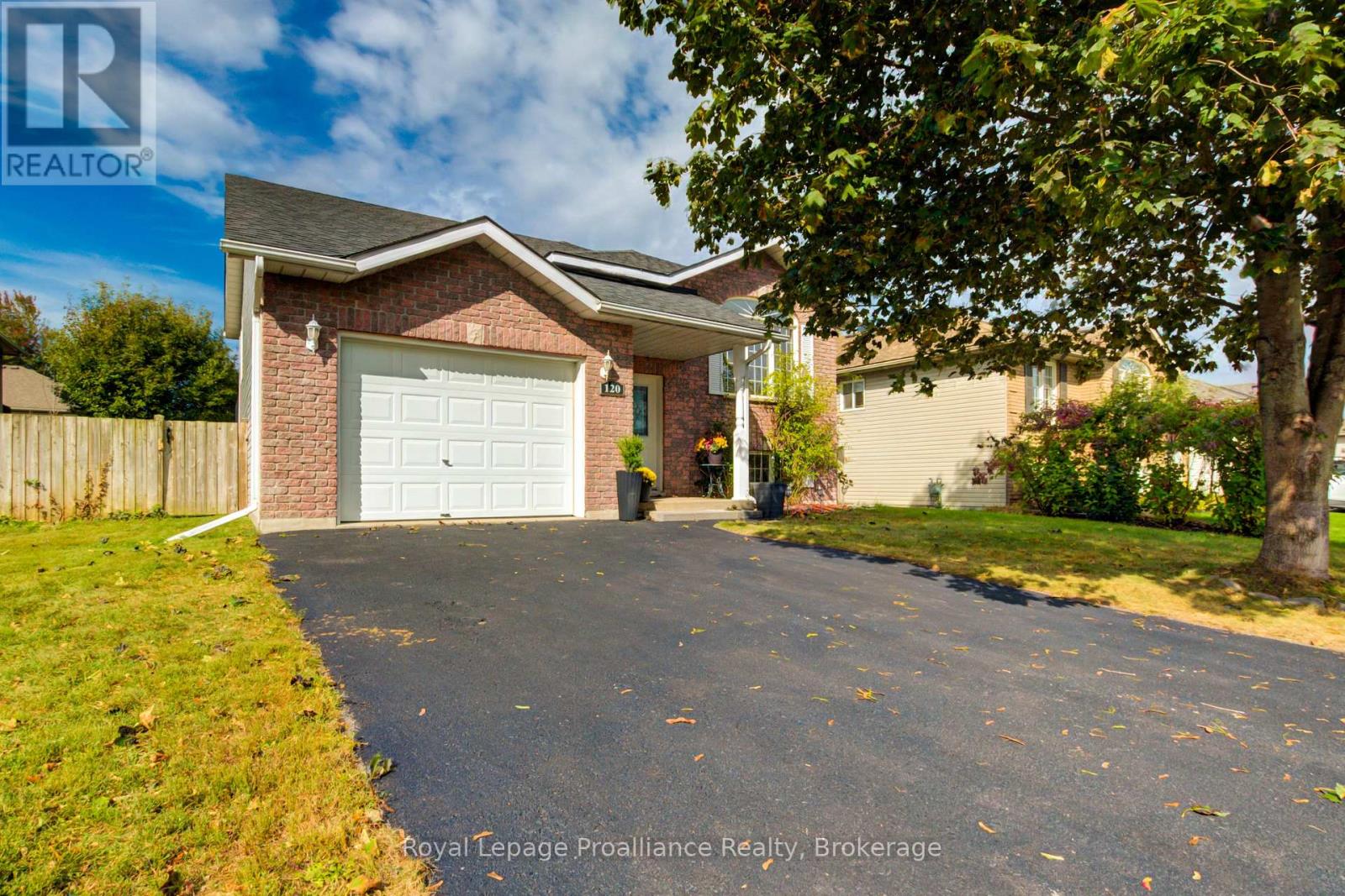 120 Raglan Street, Brighton, ON photo 2