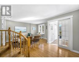 5 Labrador Place thumbnail 4
