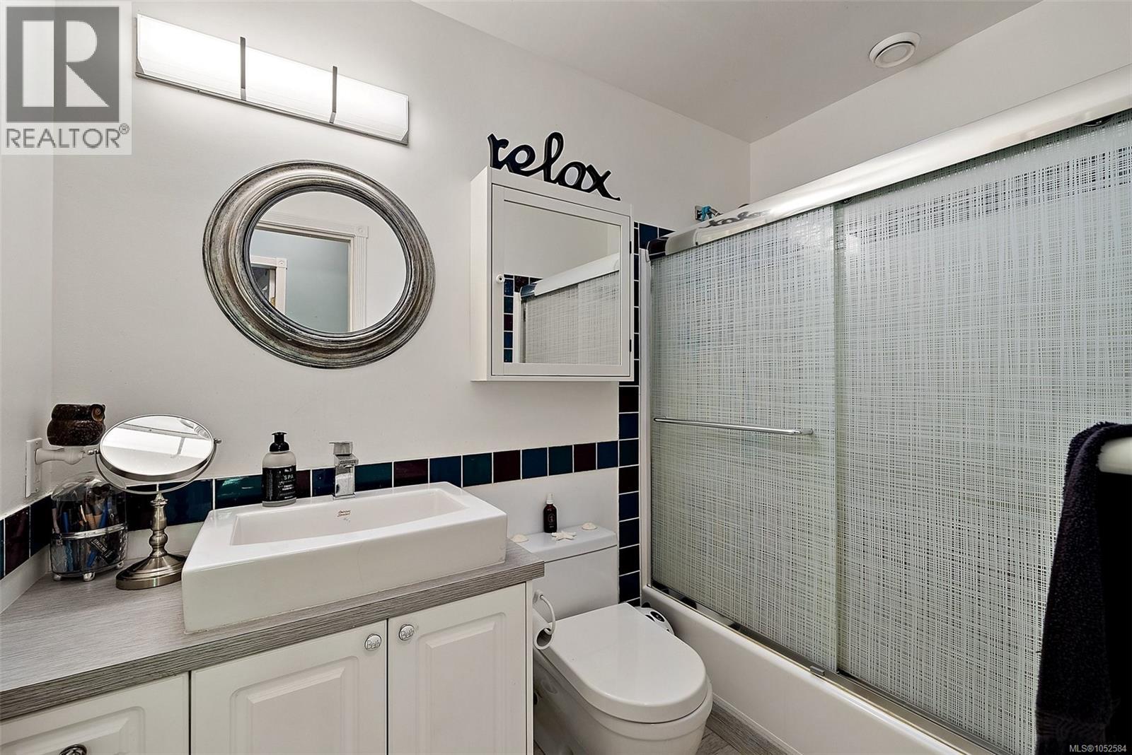  1910 Swartz Bay Road, North Saanich