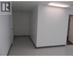 9505 113 Street, Grande Prairie, AB T8V5L2 Photo 8
