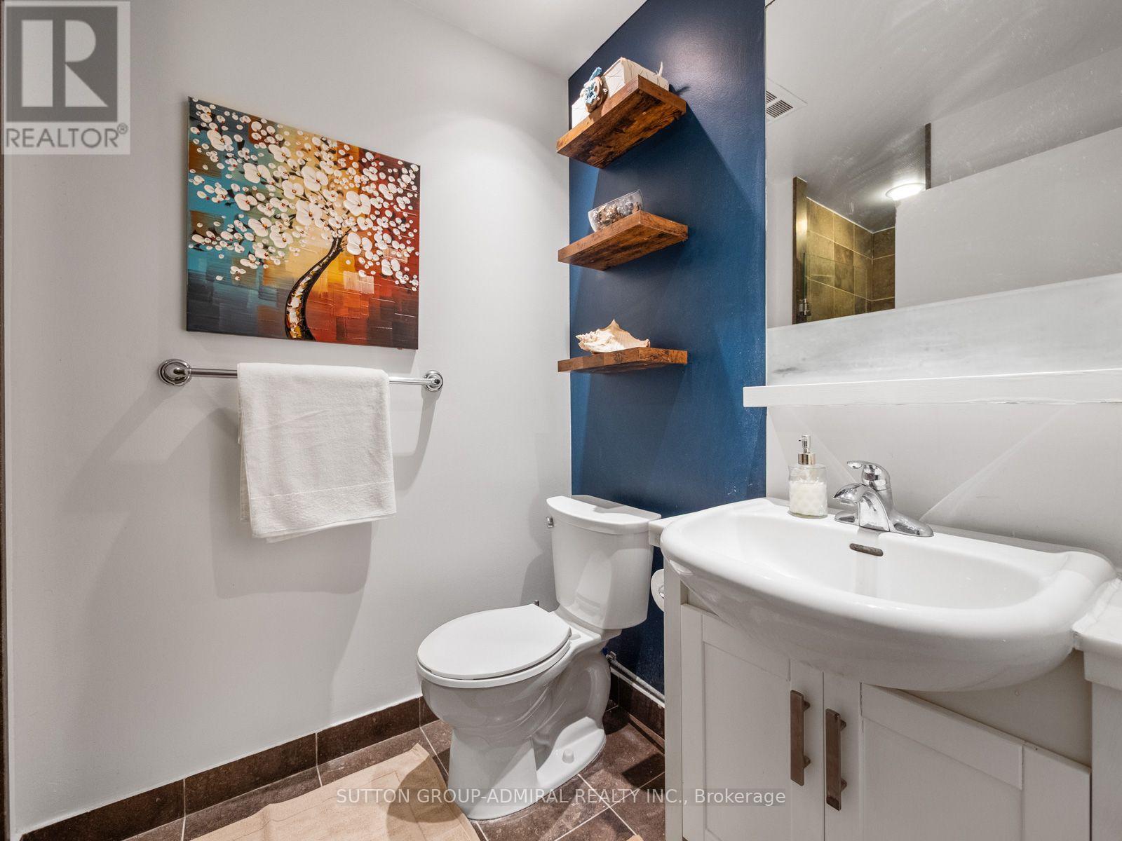 #2103 218 QUEENS QUAY BOULEVARD W - 22
