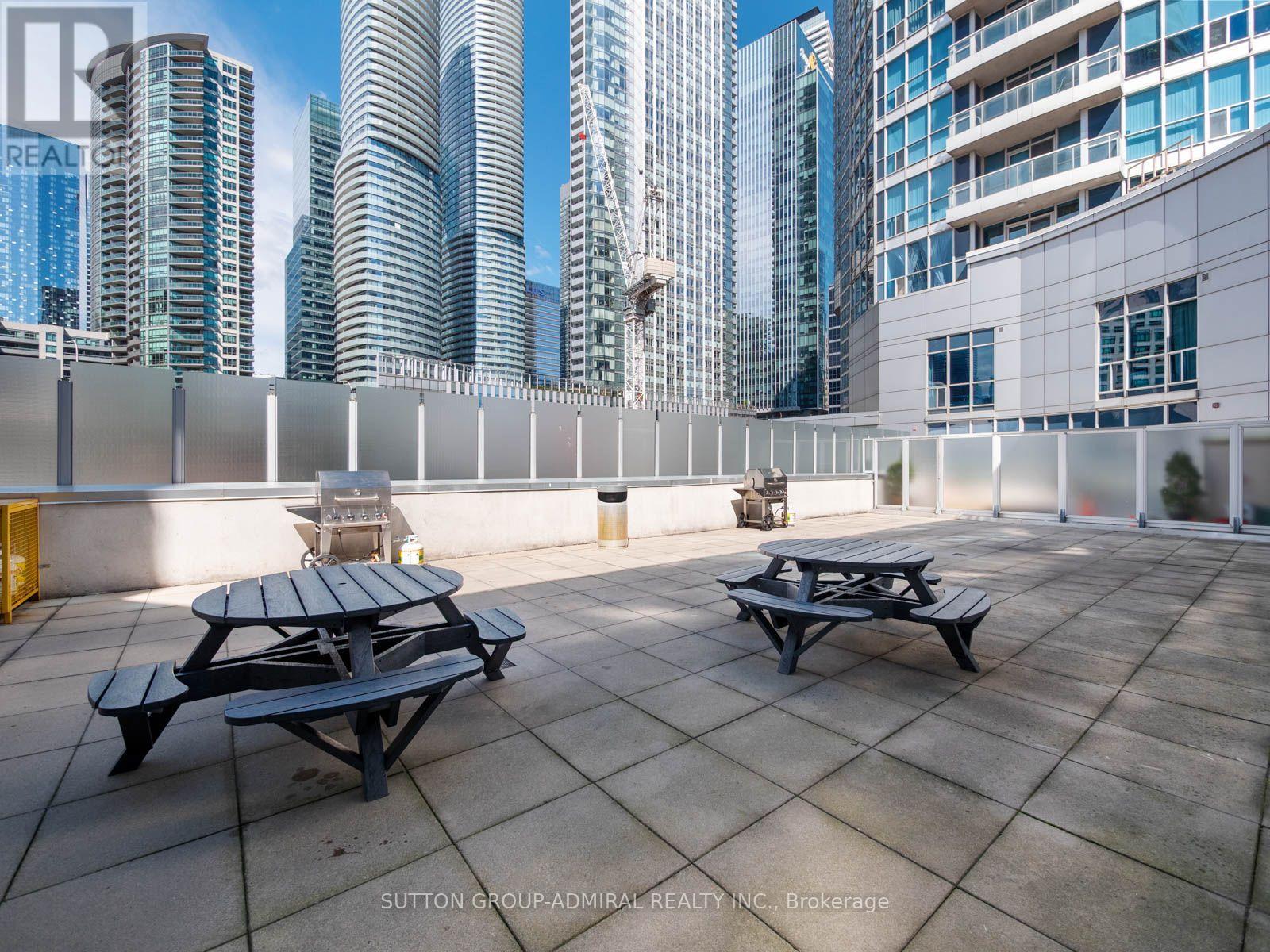 #2103 218 QUEENS QUAY BOULEVARD W - 26