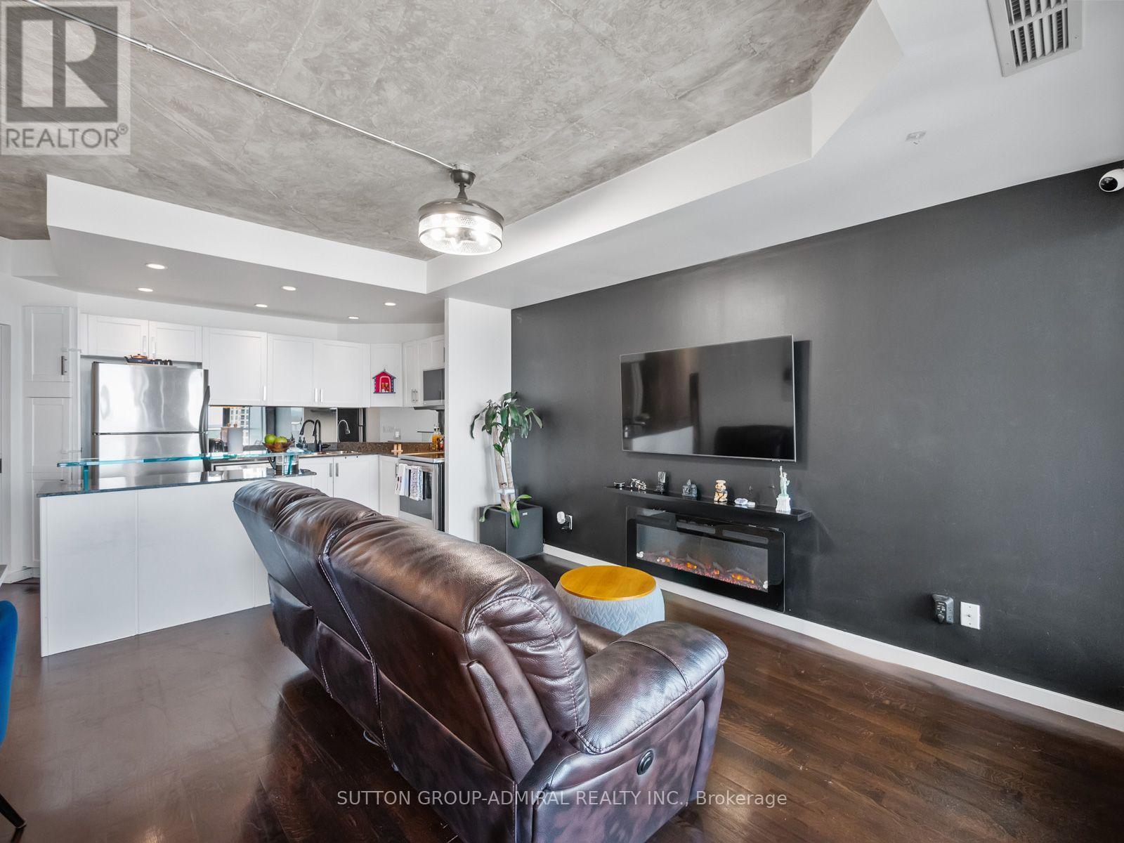 #2103 218 QUEENS QUAY BOULEVARD W - 8