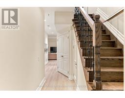 117 Glengarry Avenue, Toronto, ON M5M1E1 Photo 40