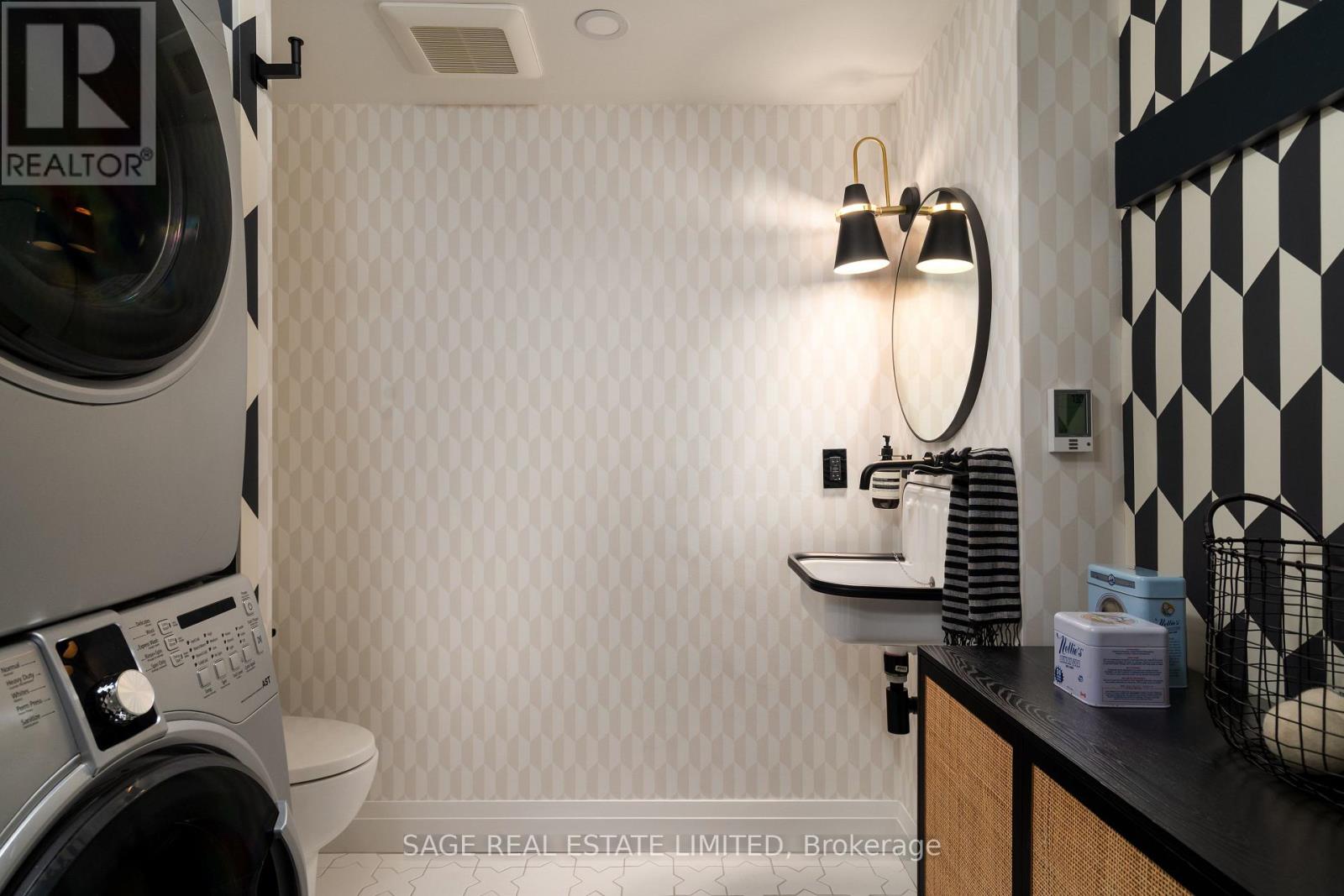 #2603 12 SUDBURY STREET - 37