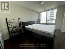 1706 - 19 Grand Trunk Crescent, Toronto, ON M5J3A3 Photo 12