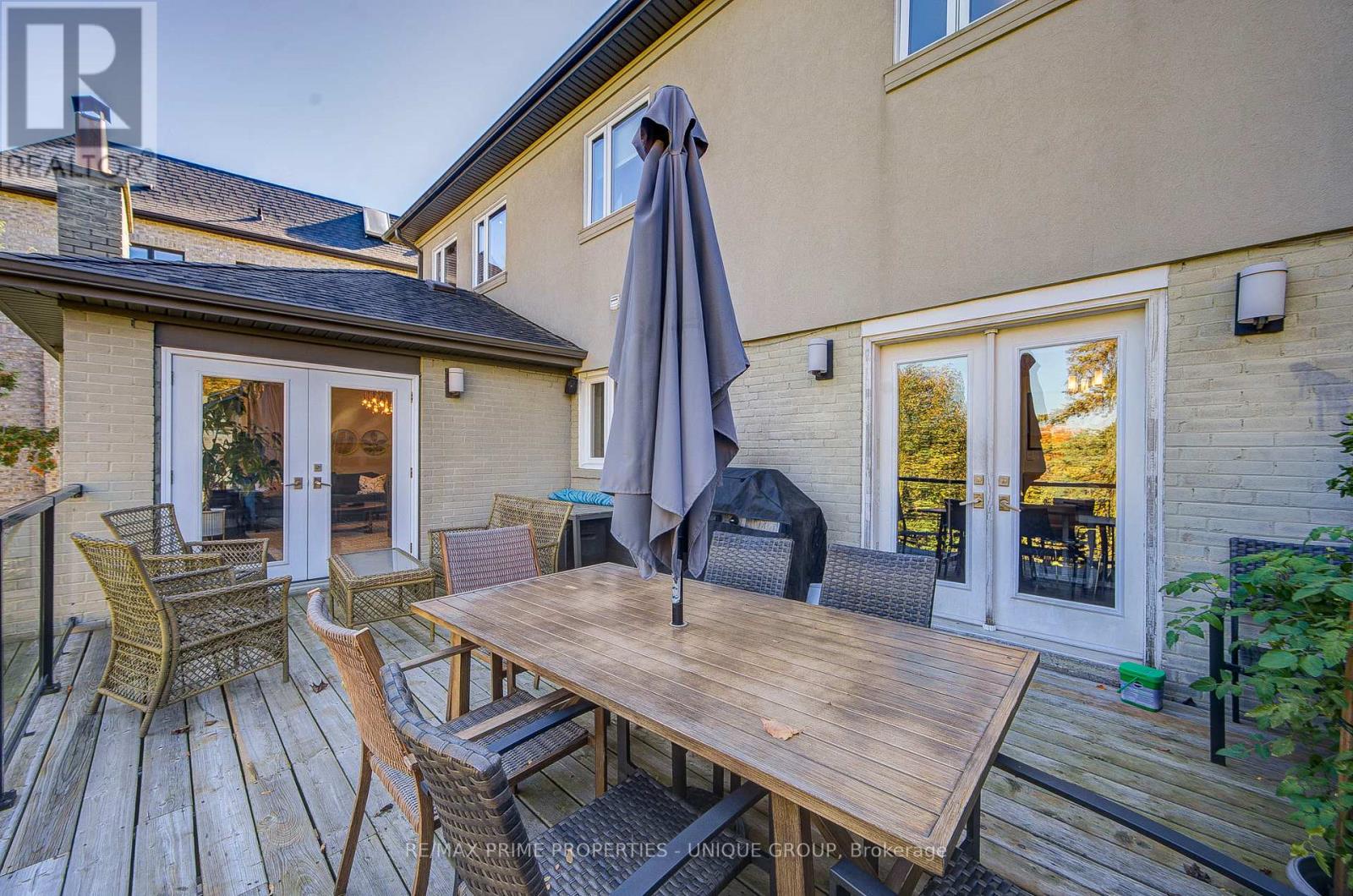 24 Cedarbank Crescent, Toronto, ON photo 11