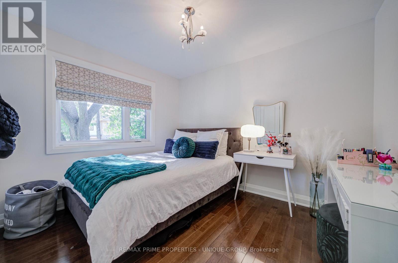 24 Cedarbank Crescent, Toronto, ON photo 26