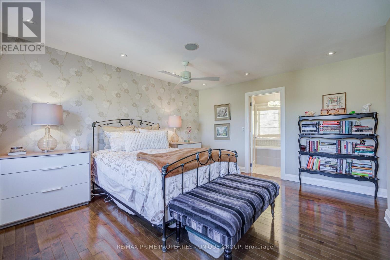 24 Cedarbank Crescent, Toronto, ON photo 33