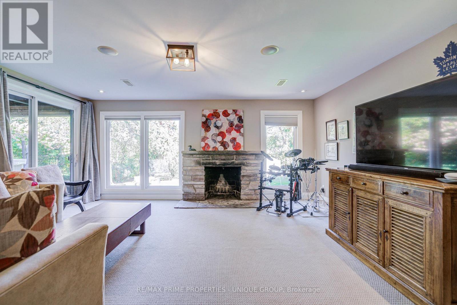 24 Cedarbank Crescent, Toronto, ON photo 41