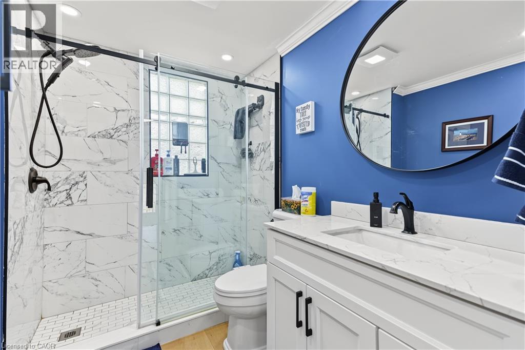 100 MONTROSE Avenue - 10