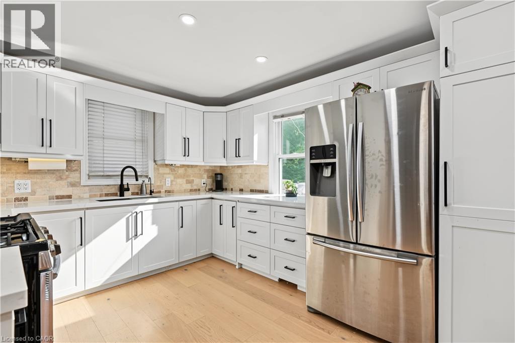 100 MONTROSE Avenue - 14