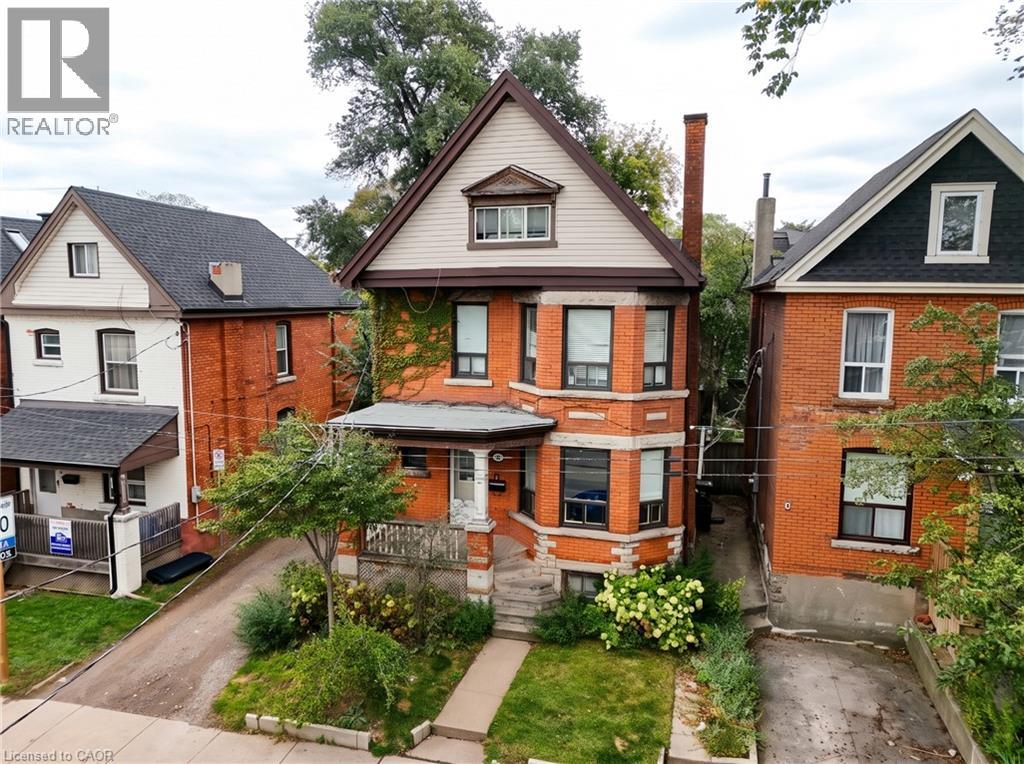 58 ARTHUR Avenue N, Hamilton — photo 2