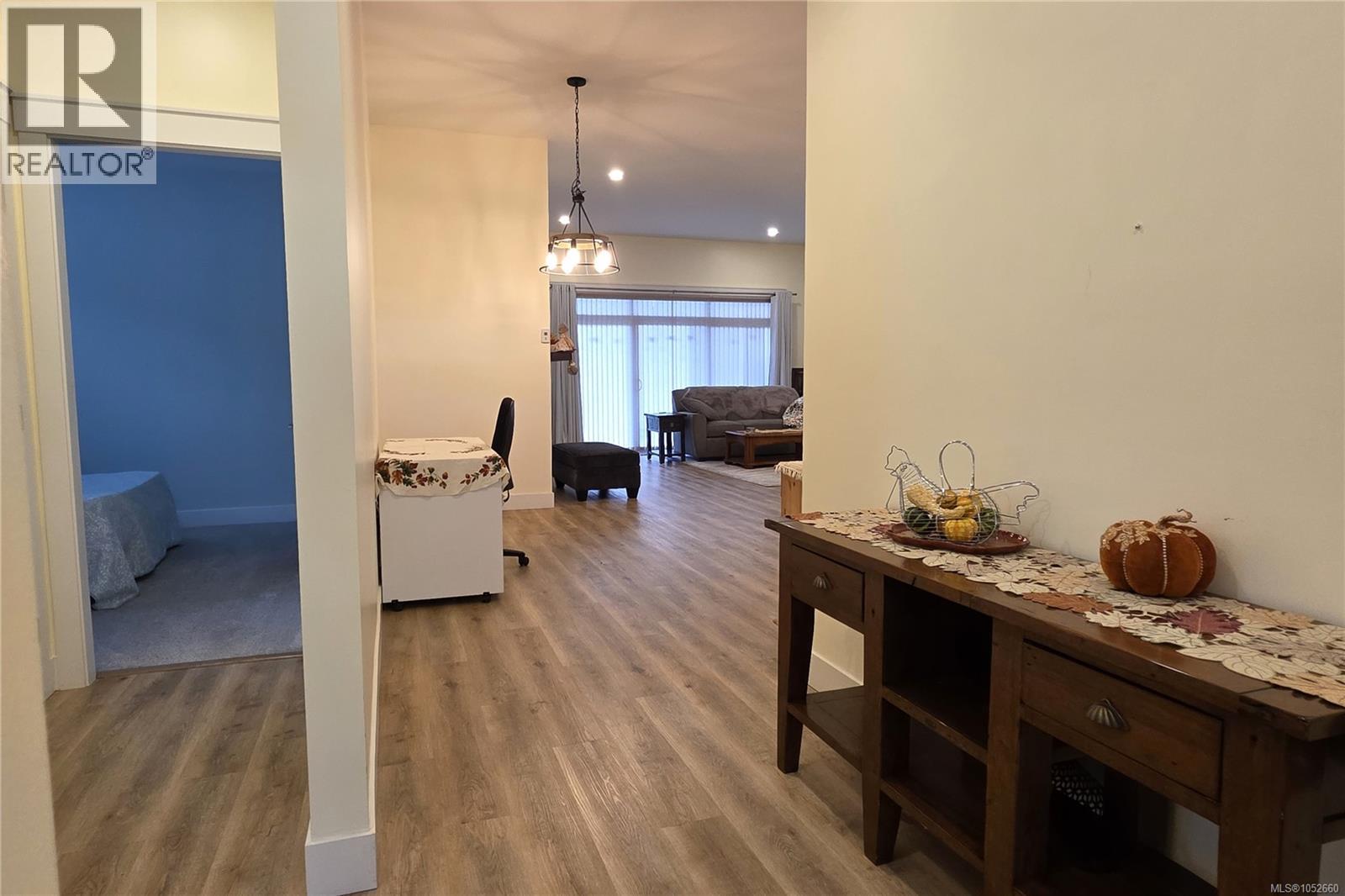 4 200 Nikola Rd, Campbell River - Image 1