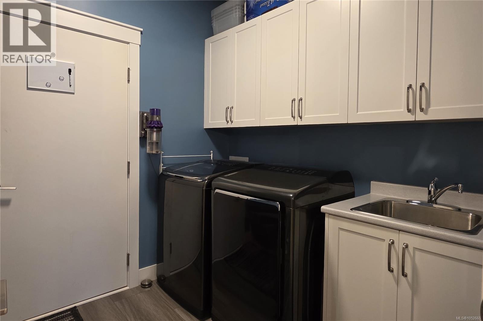 4 200 Nikola Rd, Campbell River - Image 1