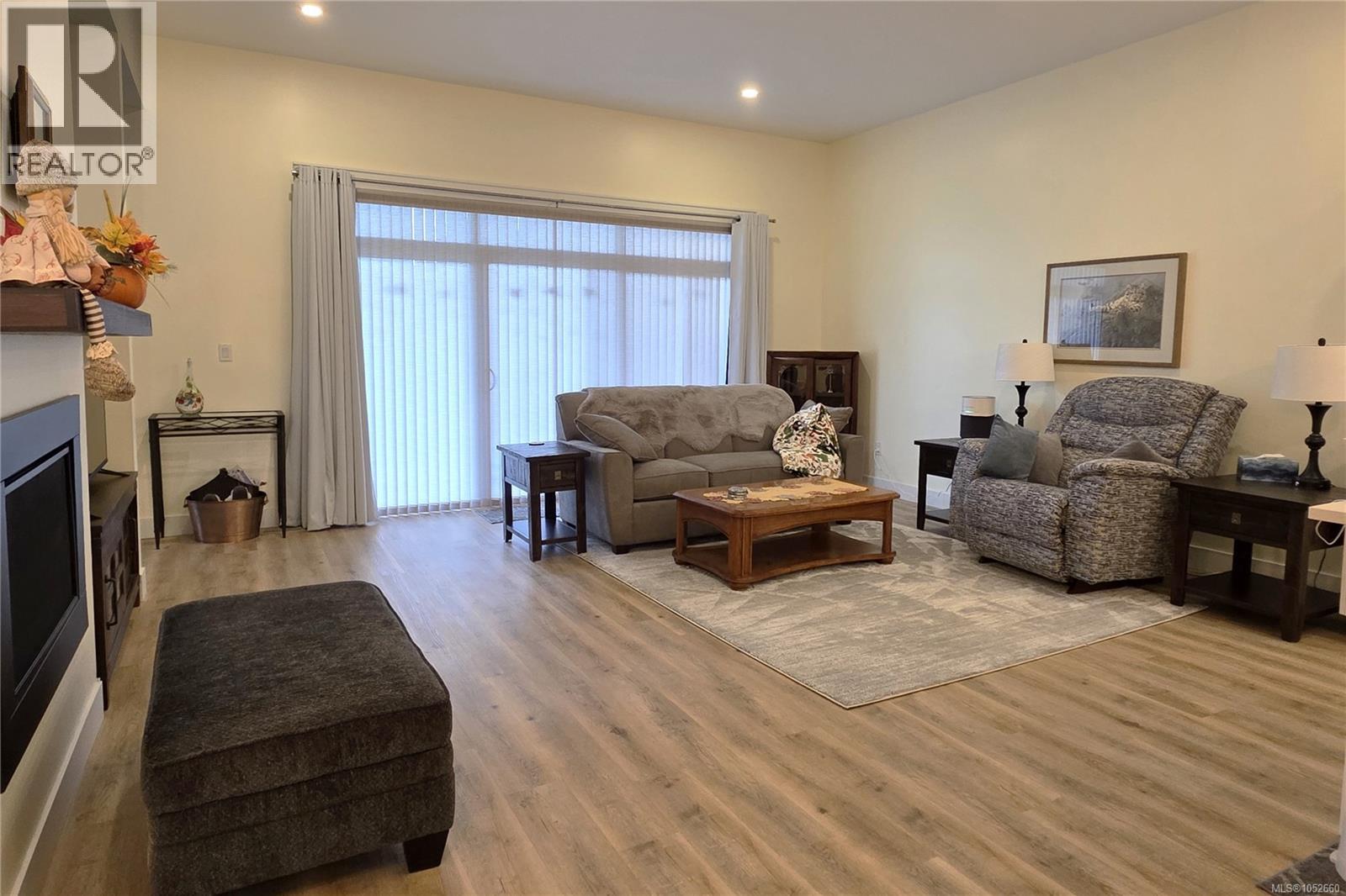 4 200 Nikola Rd, Campbell River