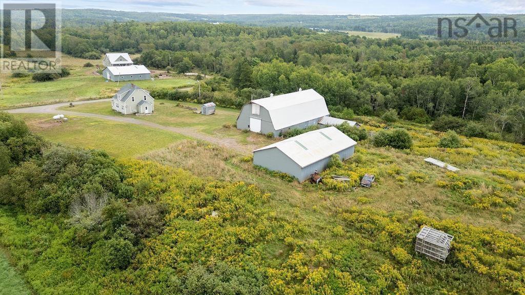 540 Farm Road, photo 43