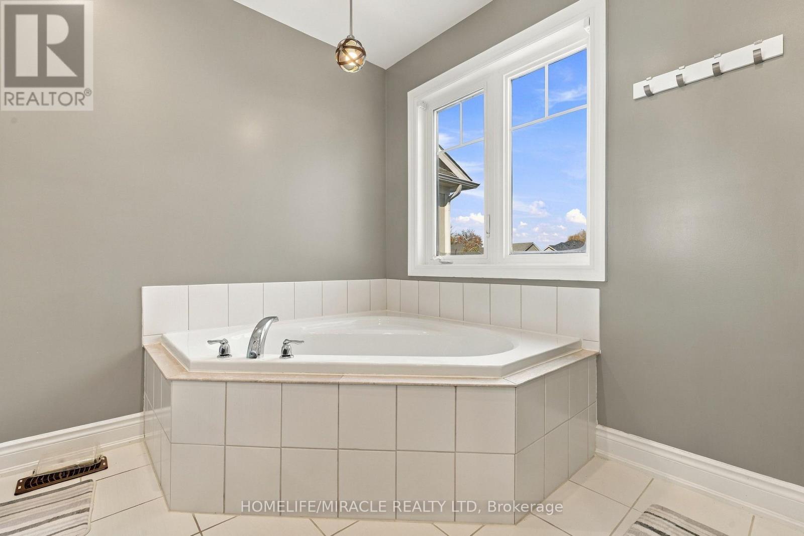 107 Anderson Road, New Tecumseth photo 27