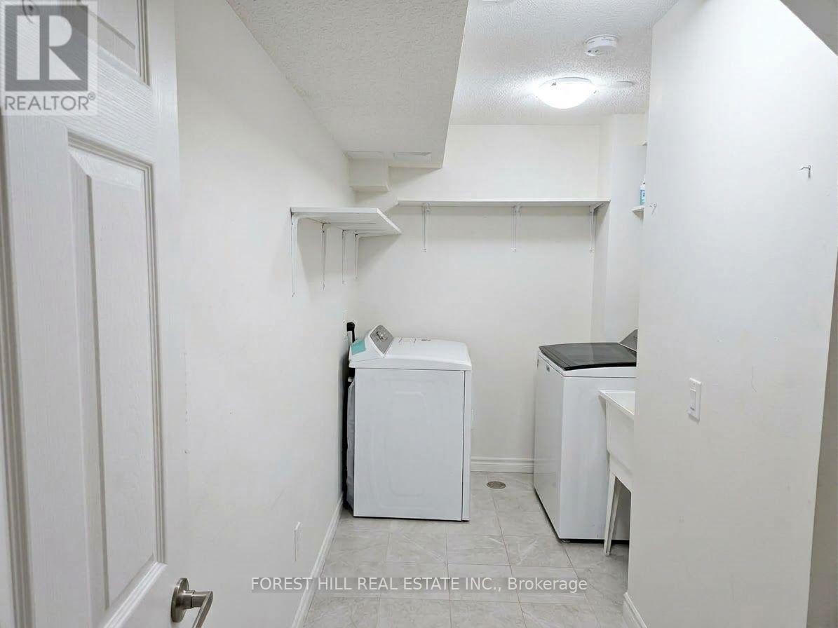 68 Blanchard Crescent, Essa photo 22