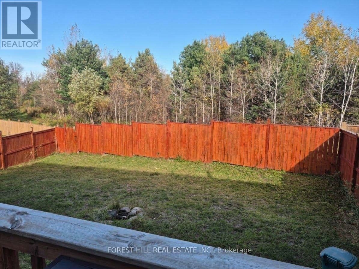 68 Blanchard Crescent, Essa photo 3