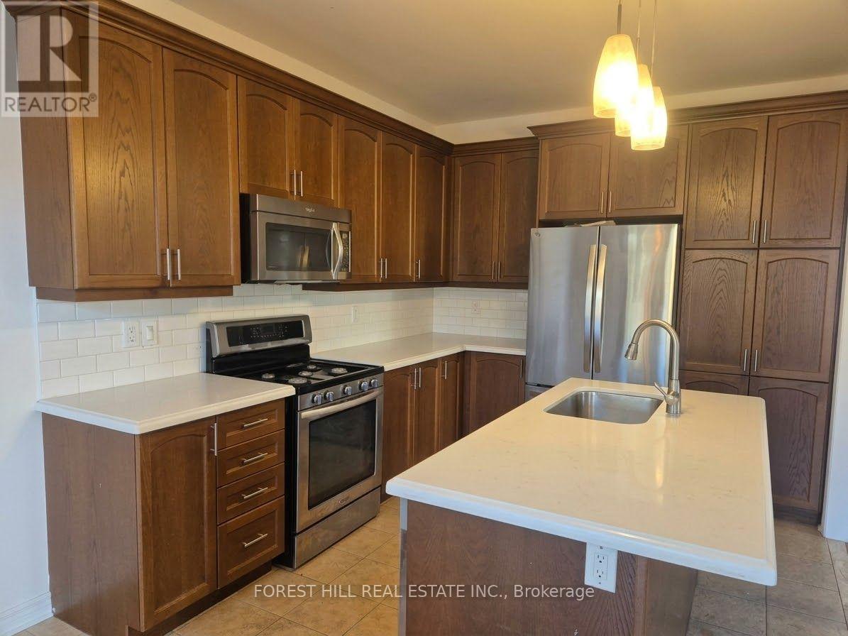 68 Blanchard Crescent, Essa photo 7