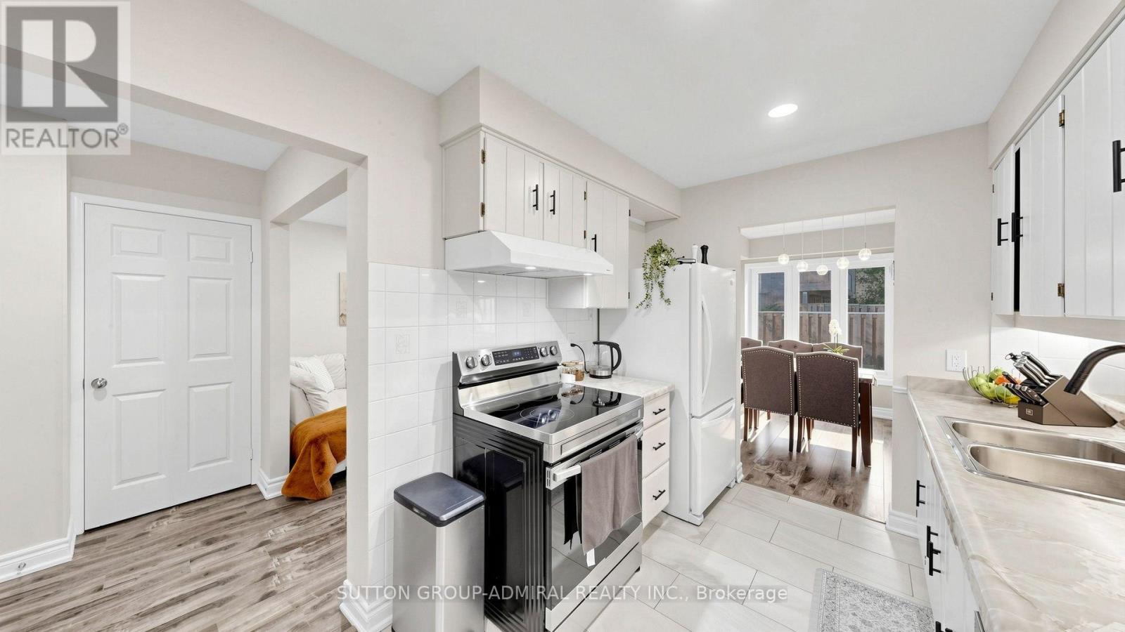 #59 11 PLAISANCE ROAD - 13