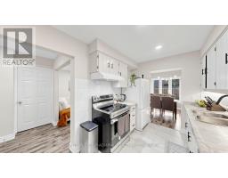 59 - 11 Plaisance Road, Richmond Hill, ON L4C5H1 Photo 13