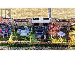 59 - 11 Plaisance Road, Richmond Hill, ON L4C5H1 Photo 42